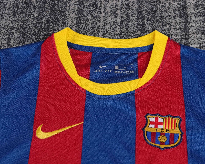 kids Barcelona 2010/11 home - Image 2