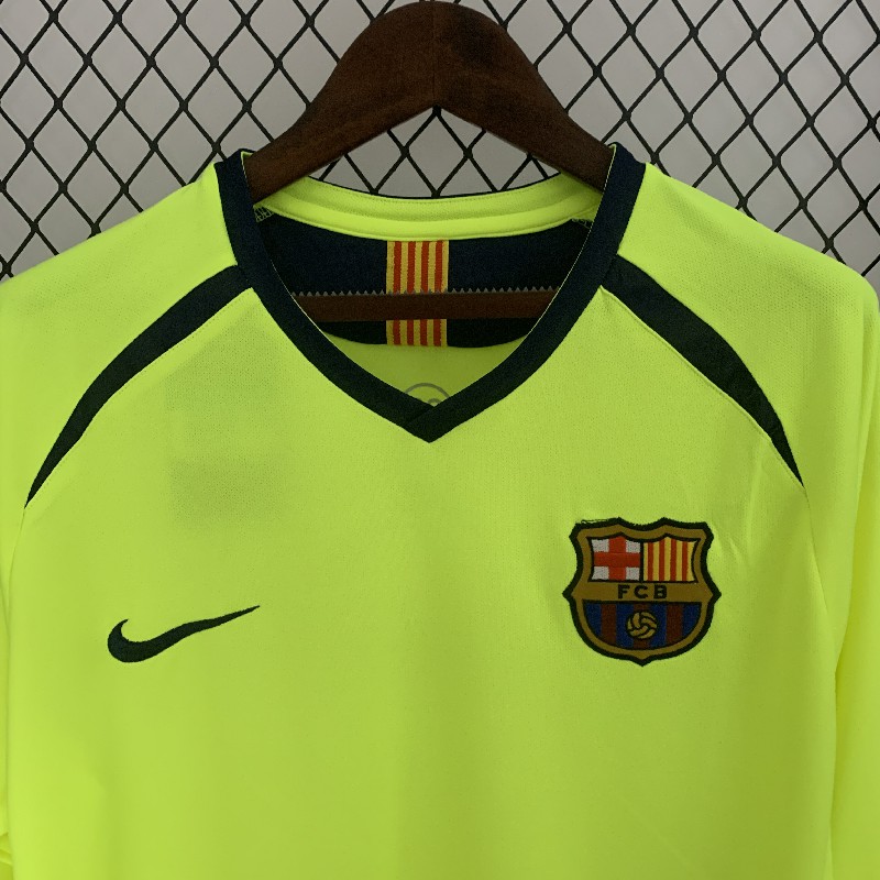 Retro long sleeve Barcelona 05/06 away - Image 6