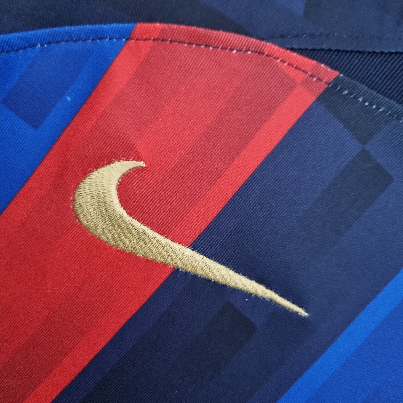 Retro 22/23 Barcelona home - Image 4
