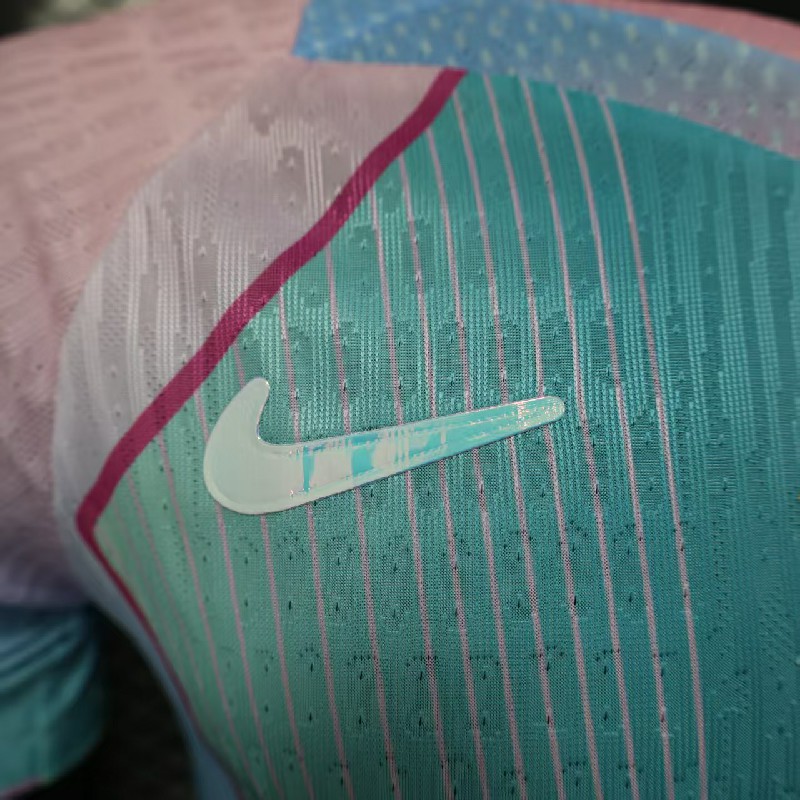 2025/26 Player Barcelona home Soccer Jersey 10 - Image 3