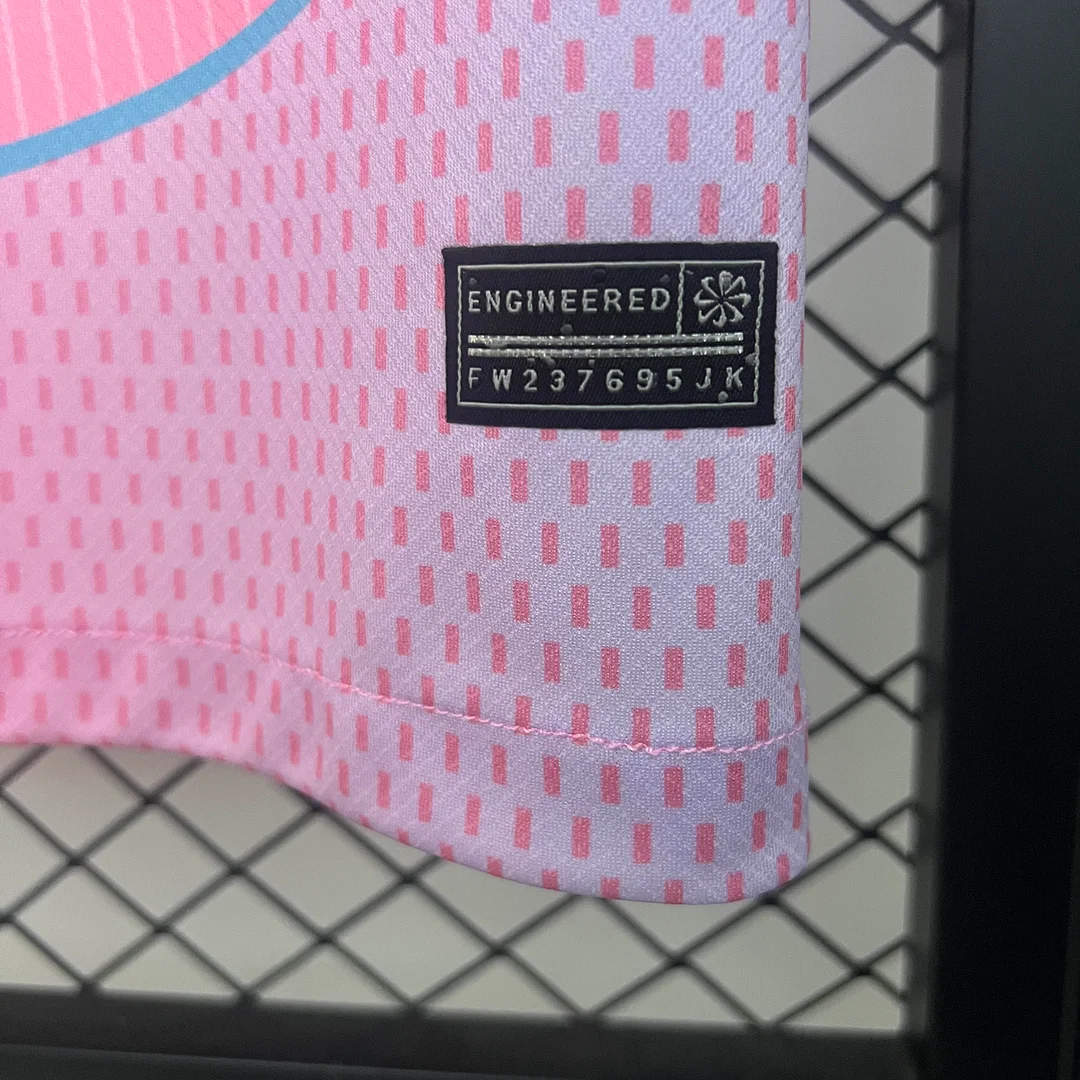 25/26 Barcelona Soccer Jersey Barca Pink Jersey - Image 9