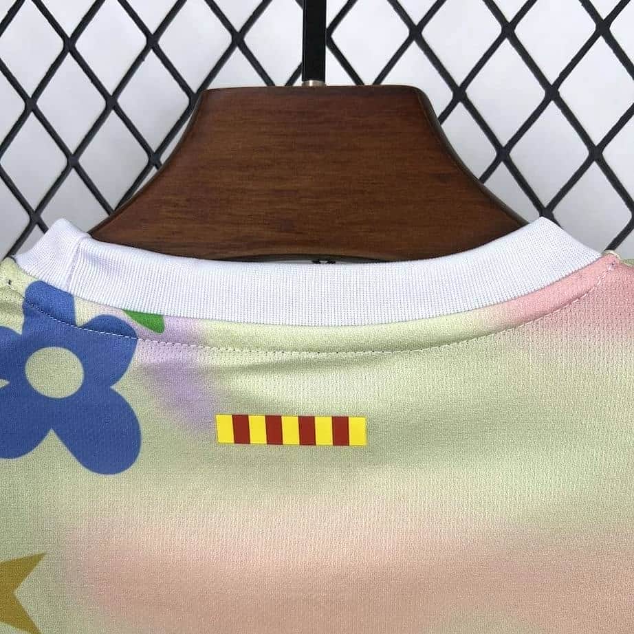 Kids 2025/26 Barcelona Flower Special Edition Soccer Jersey - Image 6